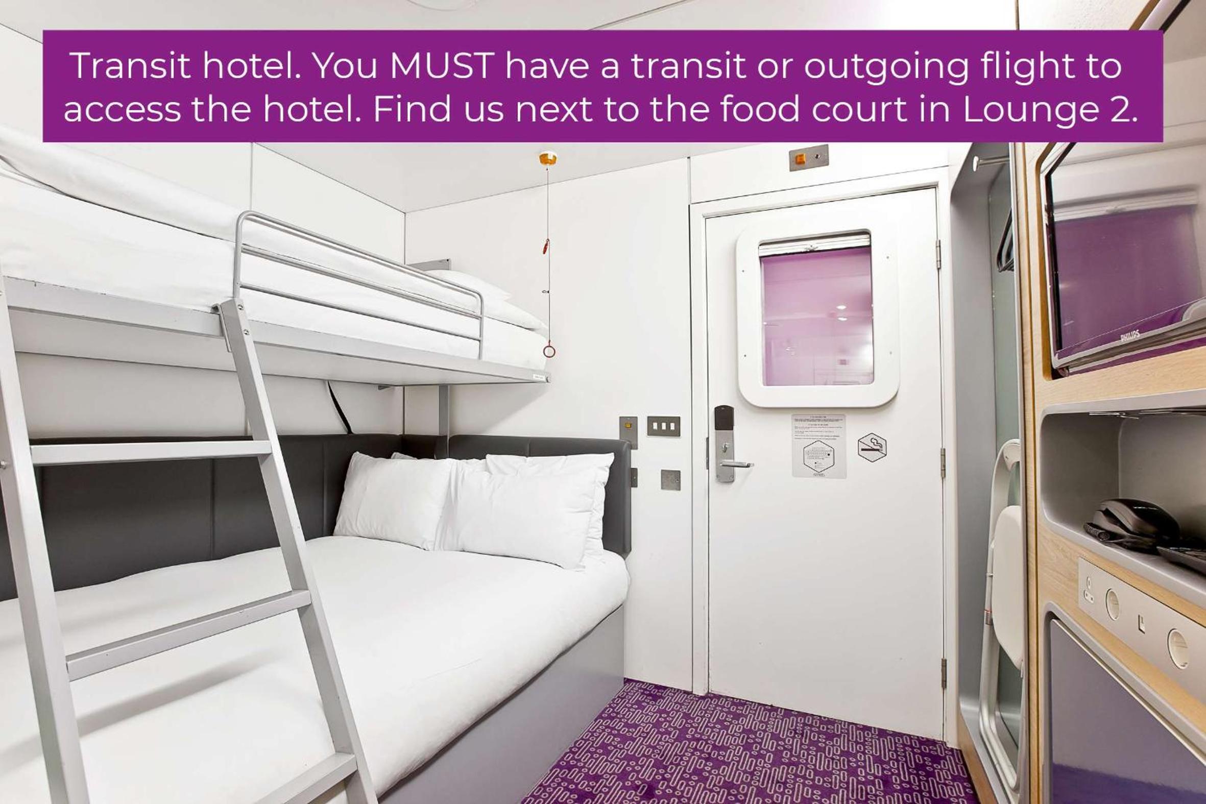 YOTELAIR Amsterdam Schiphol 20/57