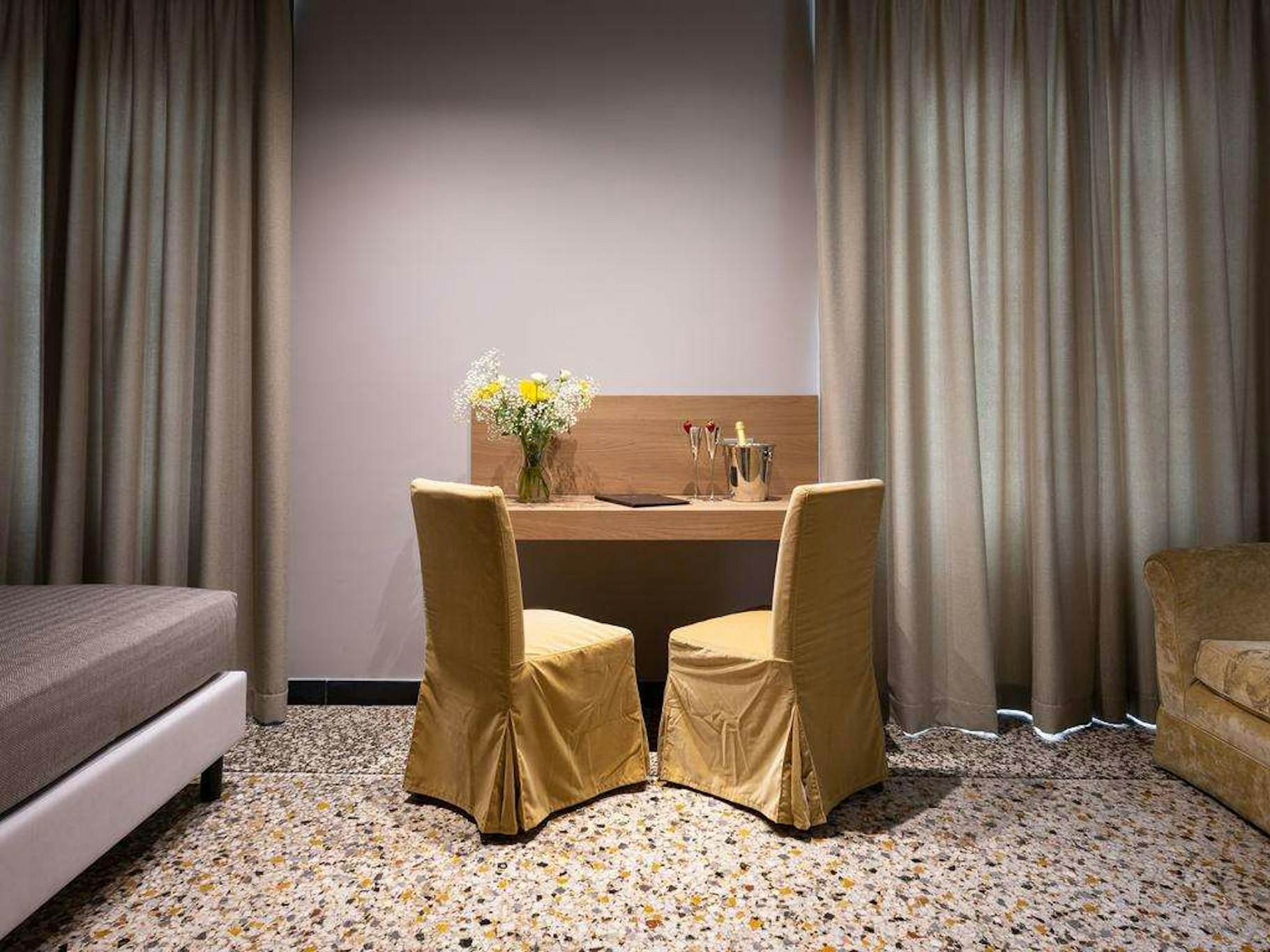 Hnn Luxury Suites 9/50