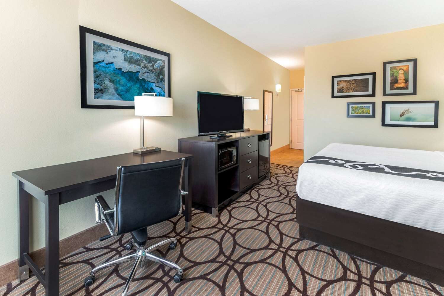 La Quinta Inn And Suites Carlsbad 51/59