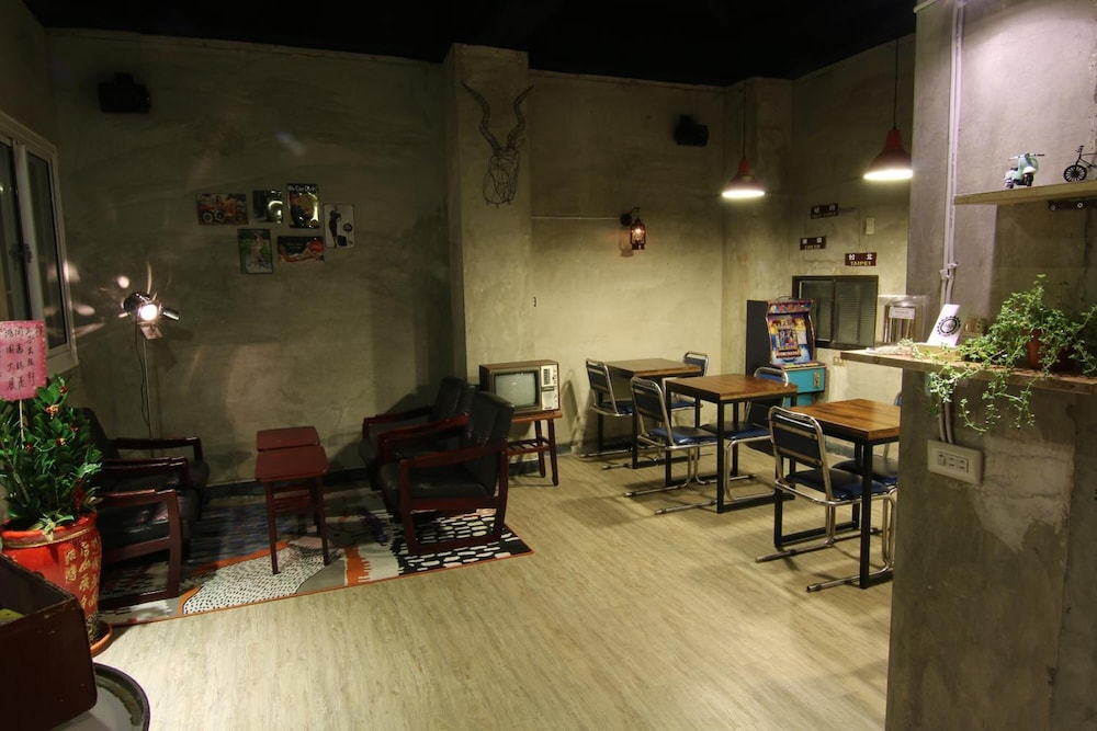 Prince To Travel Hotel 28/37