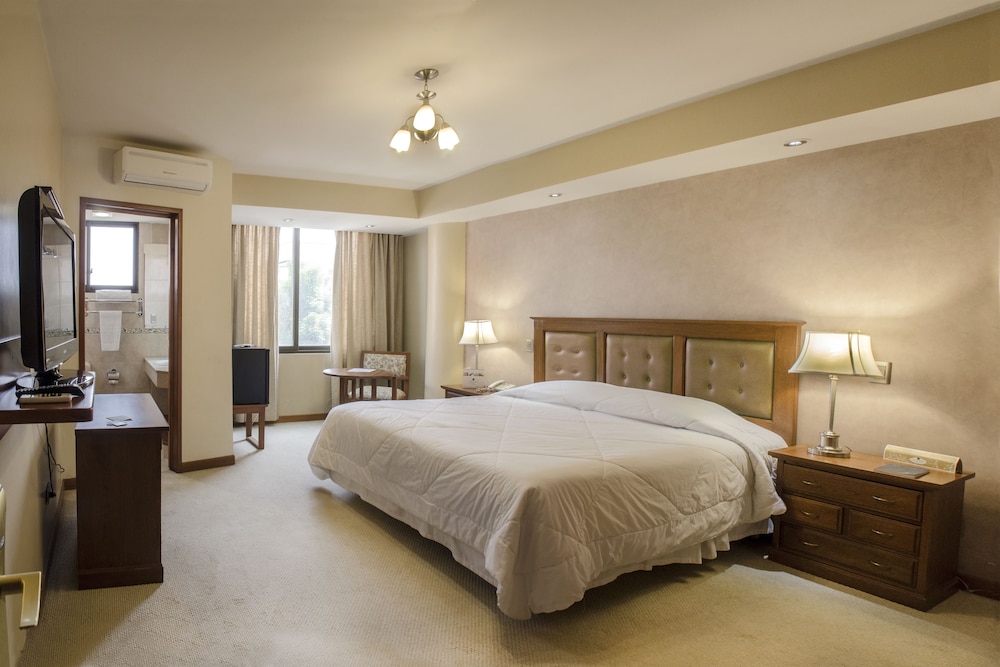 GRAN HOTEL TOLOMA 22/68