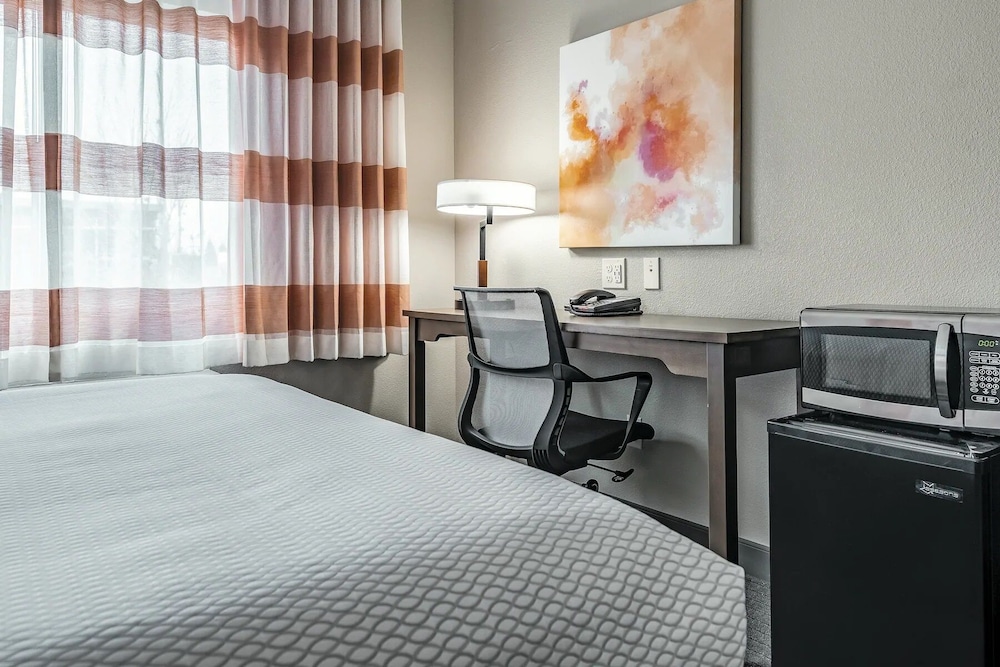 La Quinta Inn And Suites By Wyndham Seattle Federal Way 25/49
