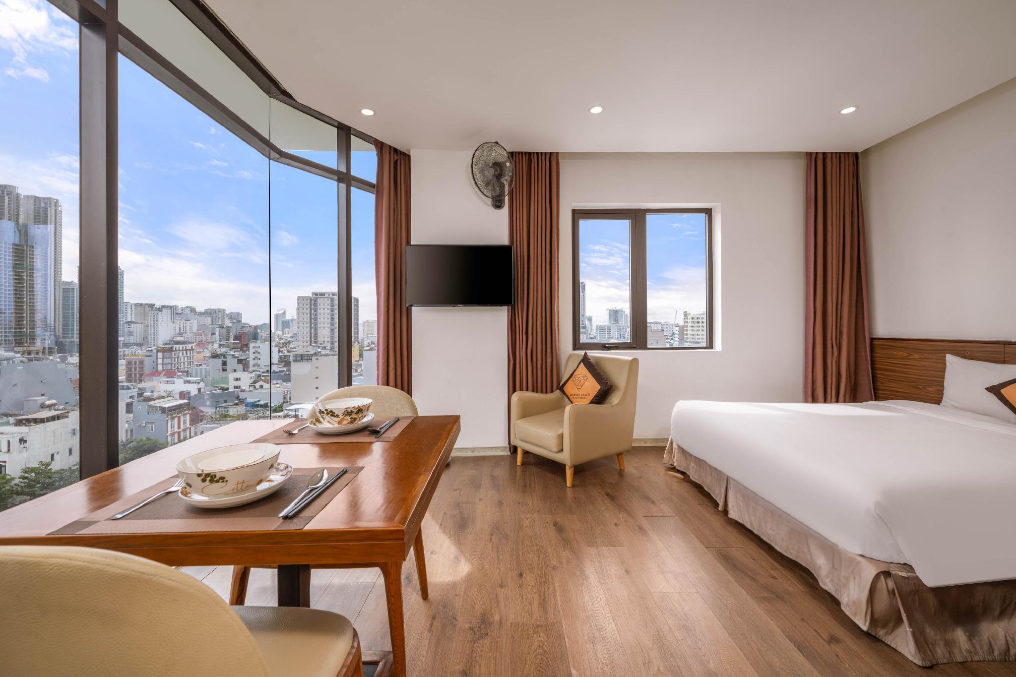 Diamond Beach Hotel 8/47