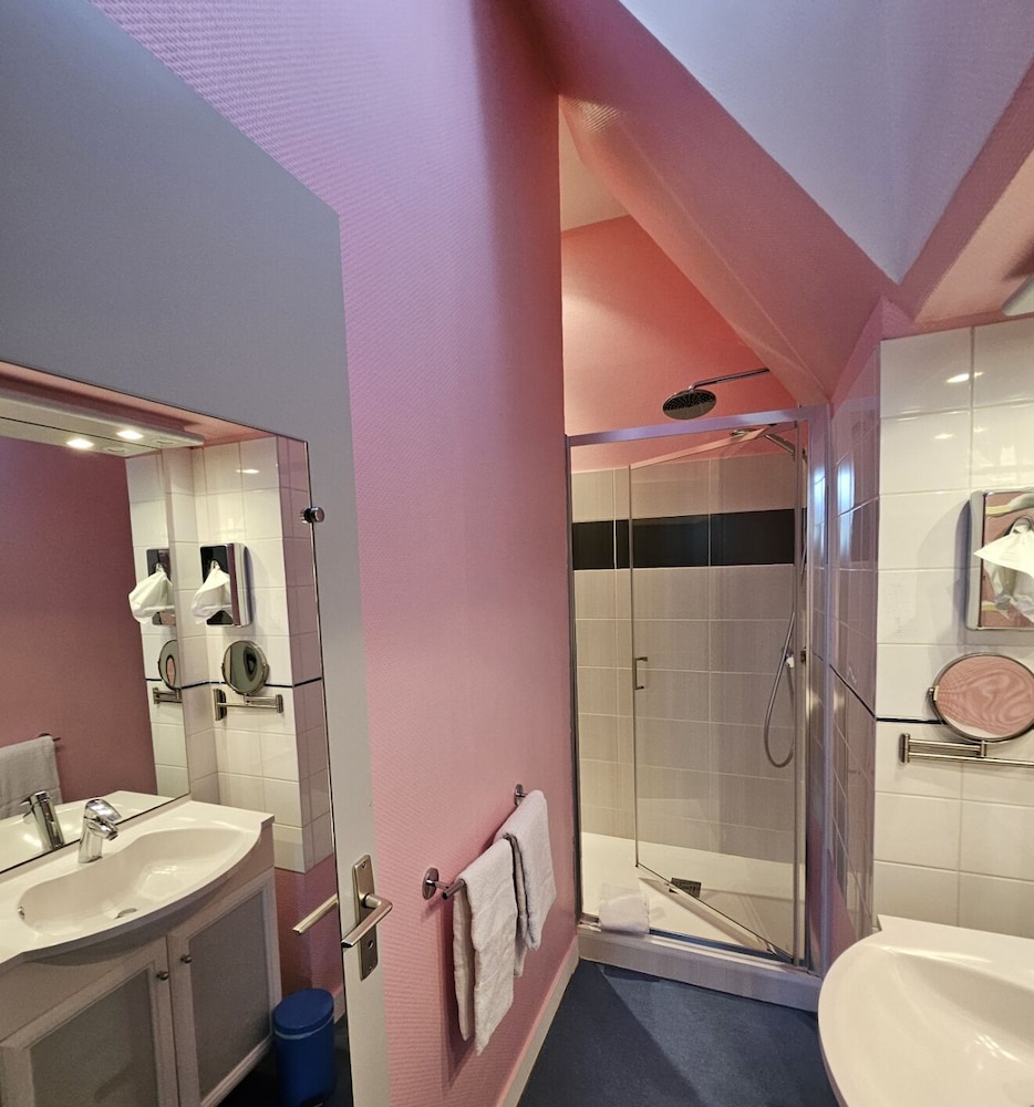 Citotel Le Rohan 48/50