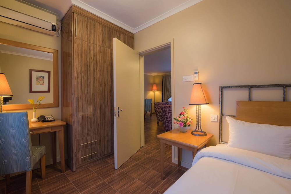 Protea Hotel by Marriott Dar es Salaam Oyster Bay 22/67