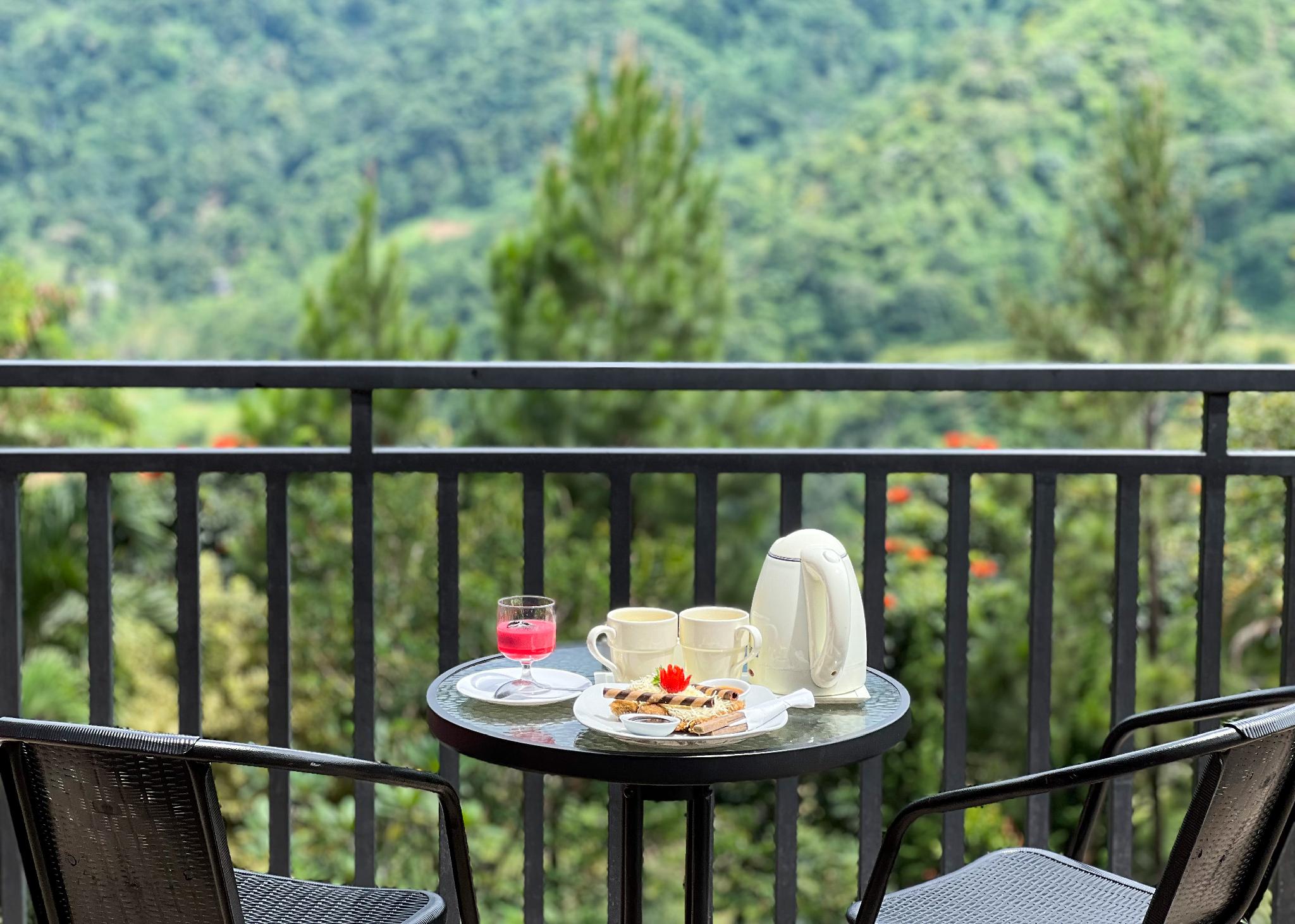 Edensor Hills Villa, Resort & Cafe 25/51