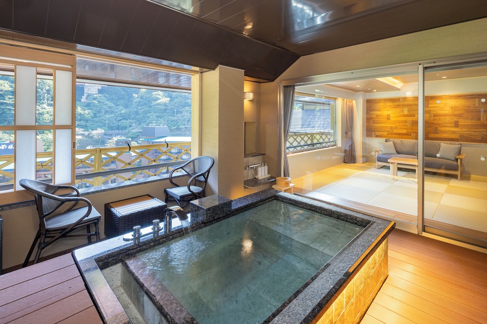 Hotel Okada 23/48