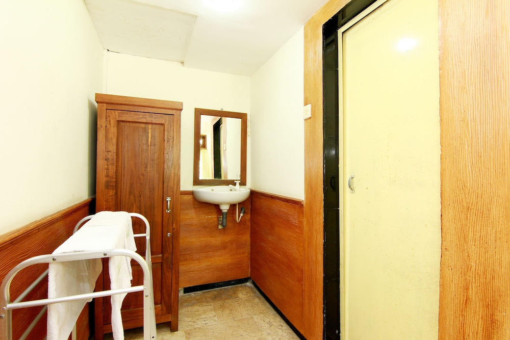 The Soemarsono Hotel 13/36