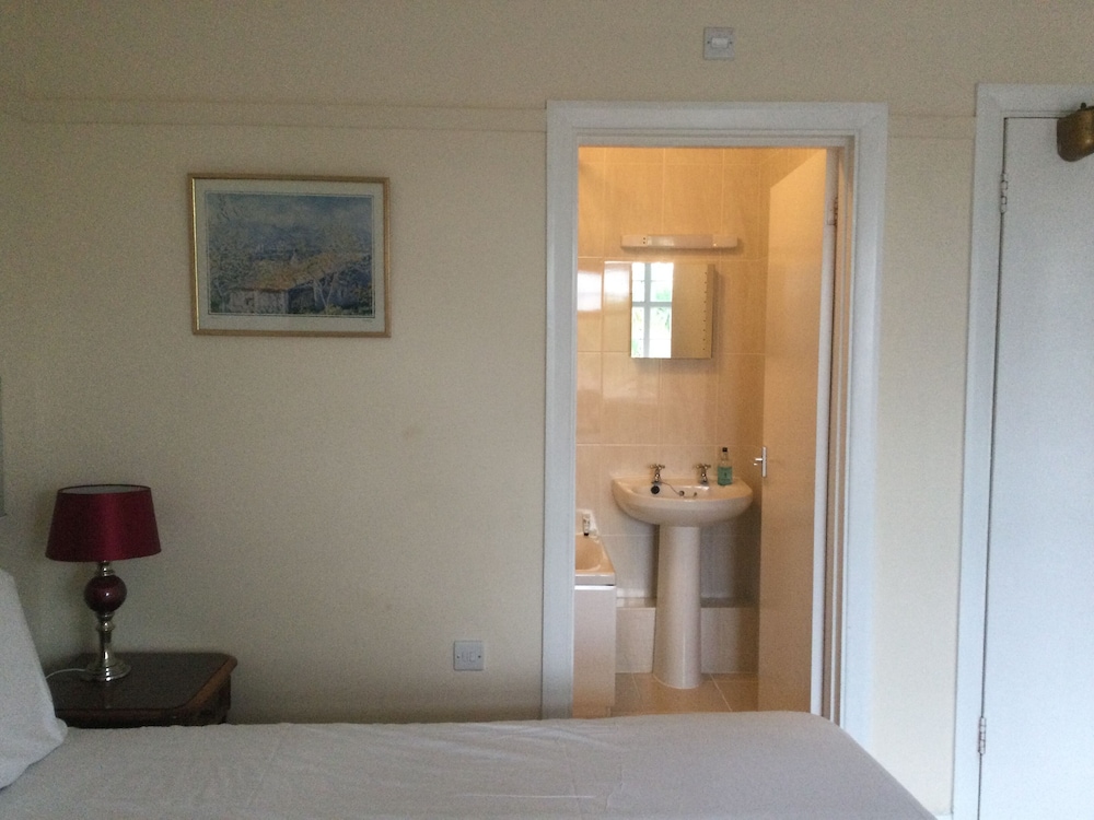 The Aldwick Bed and Breakfast 8/22