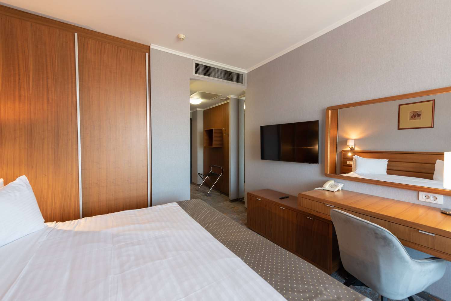 Wyndham Cluj 8/40