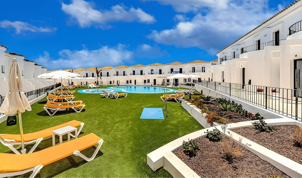 Ocean Boulevard Tenerife 47/50