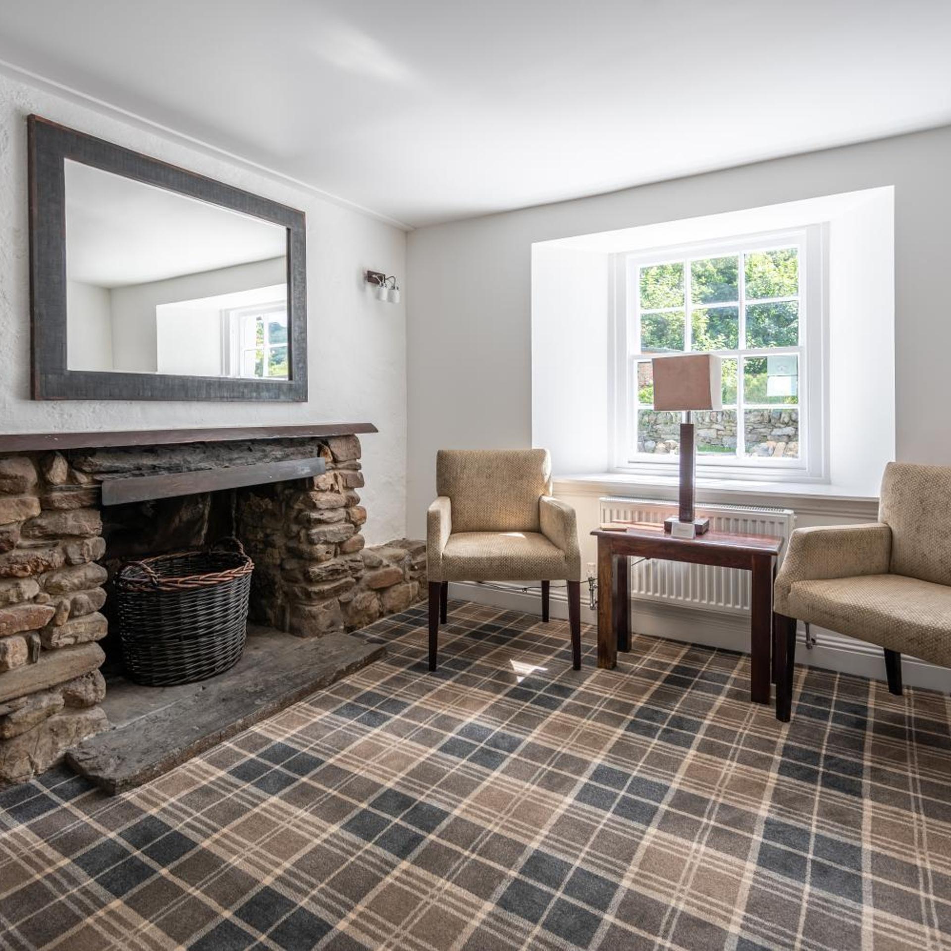 Ardeonaig Hotel 30/50
