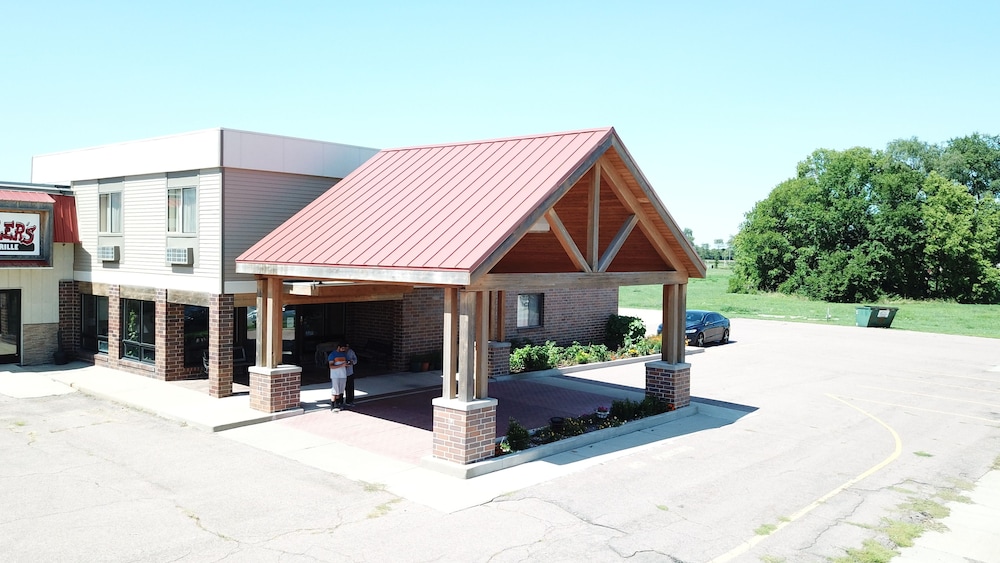 Prairie Inn 3/54