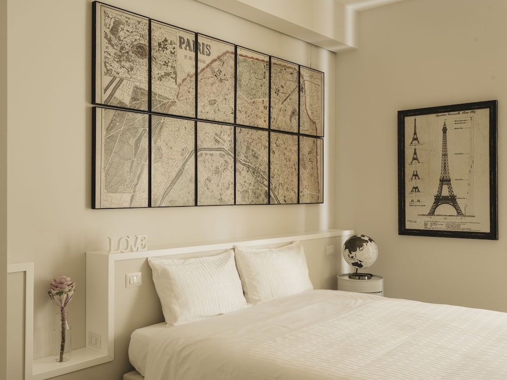 ROOM, QUADRUPLE, PARK VIEW