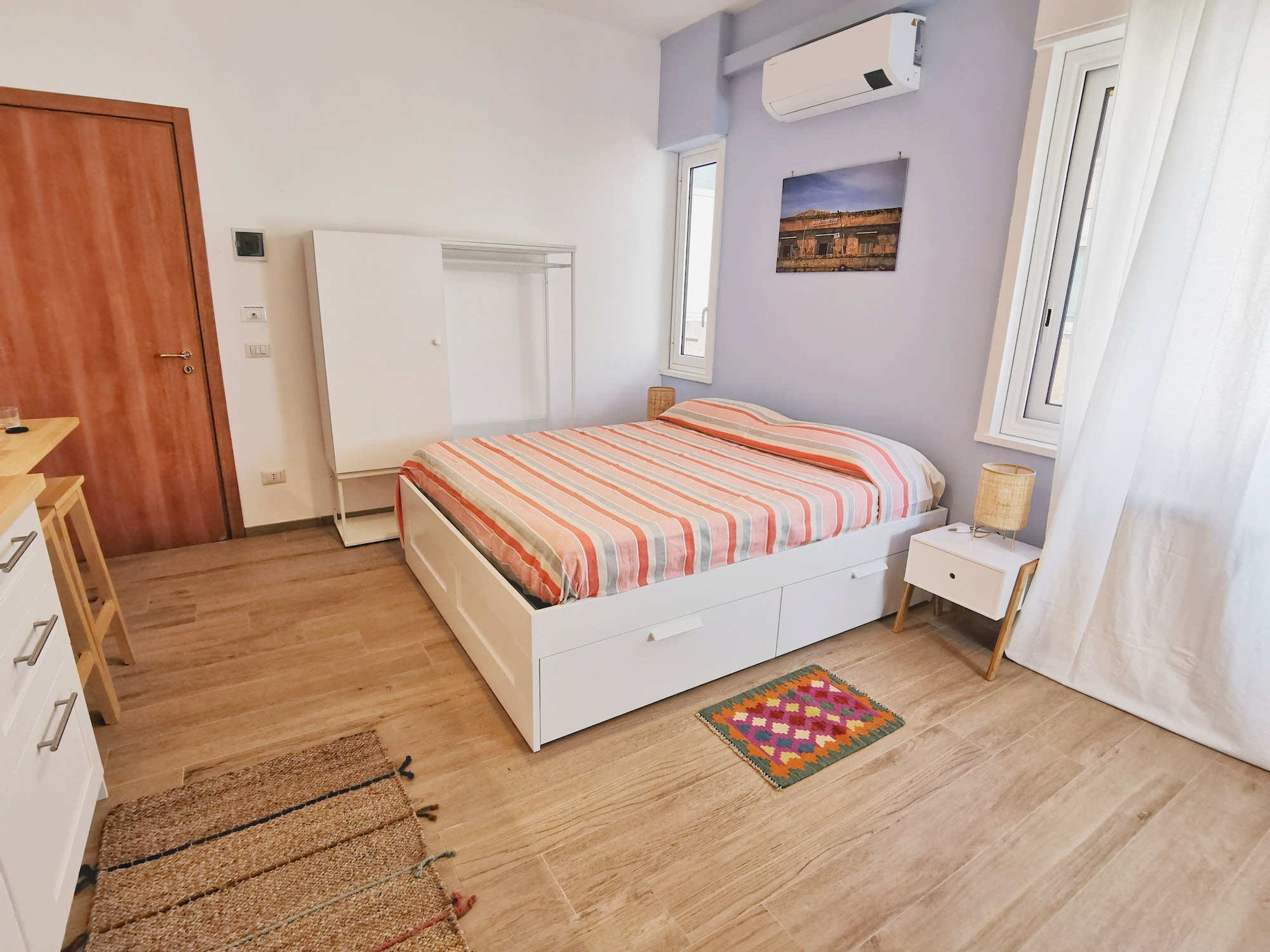 COMFORT, DOUBLE BED, KITCHEN