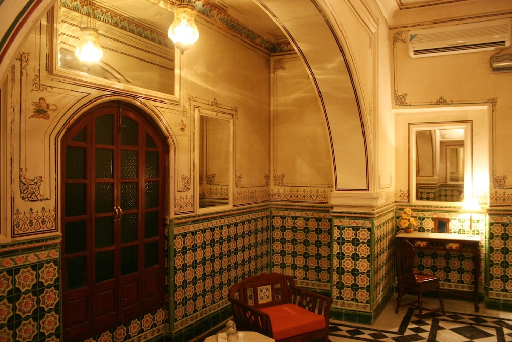 WelcomHeritage MANDIR PALACE 31/63