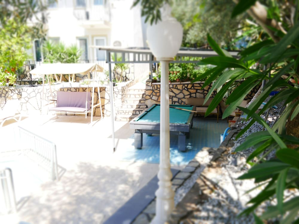 Nefis Hotel 46/60