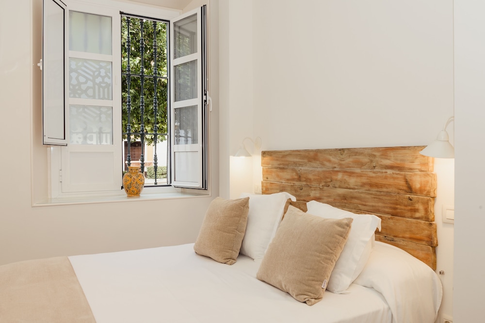 Hotel Boutique Elvira Plaza 39/72