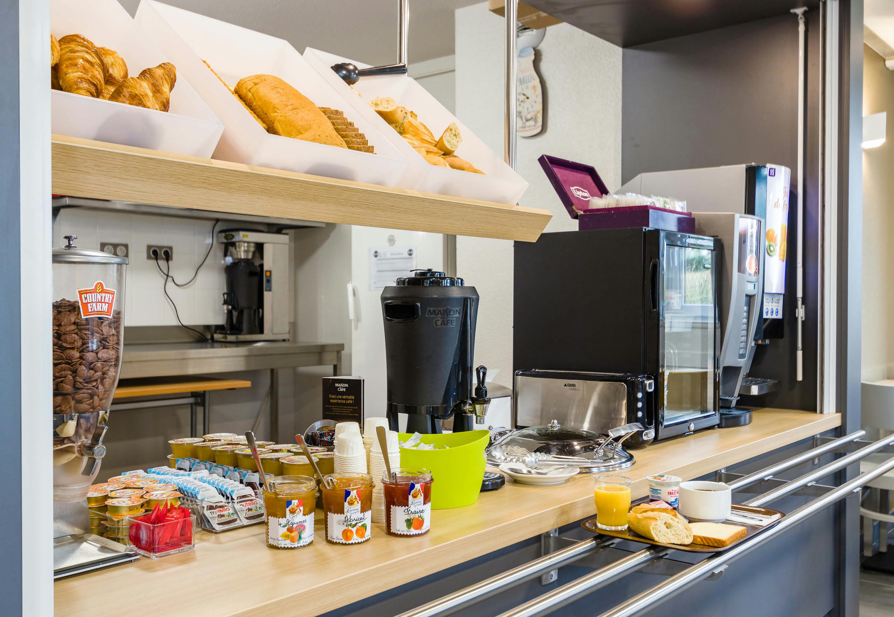 B B Hotel Tours Centre Commercial La Petite Arche Hotel 18/33