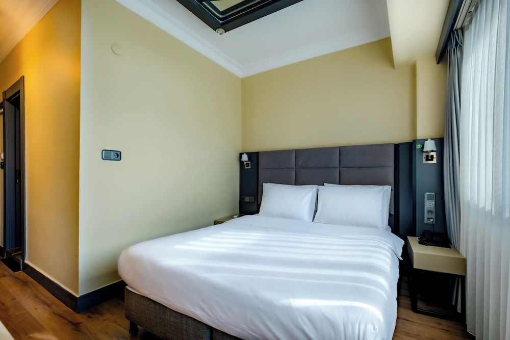 ECONOMY, DOUBLE BED