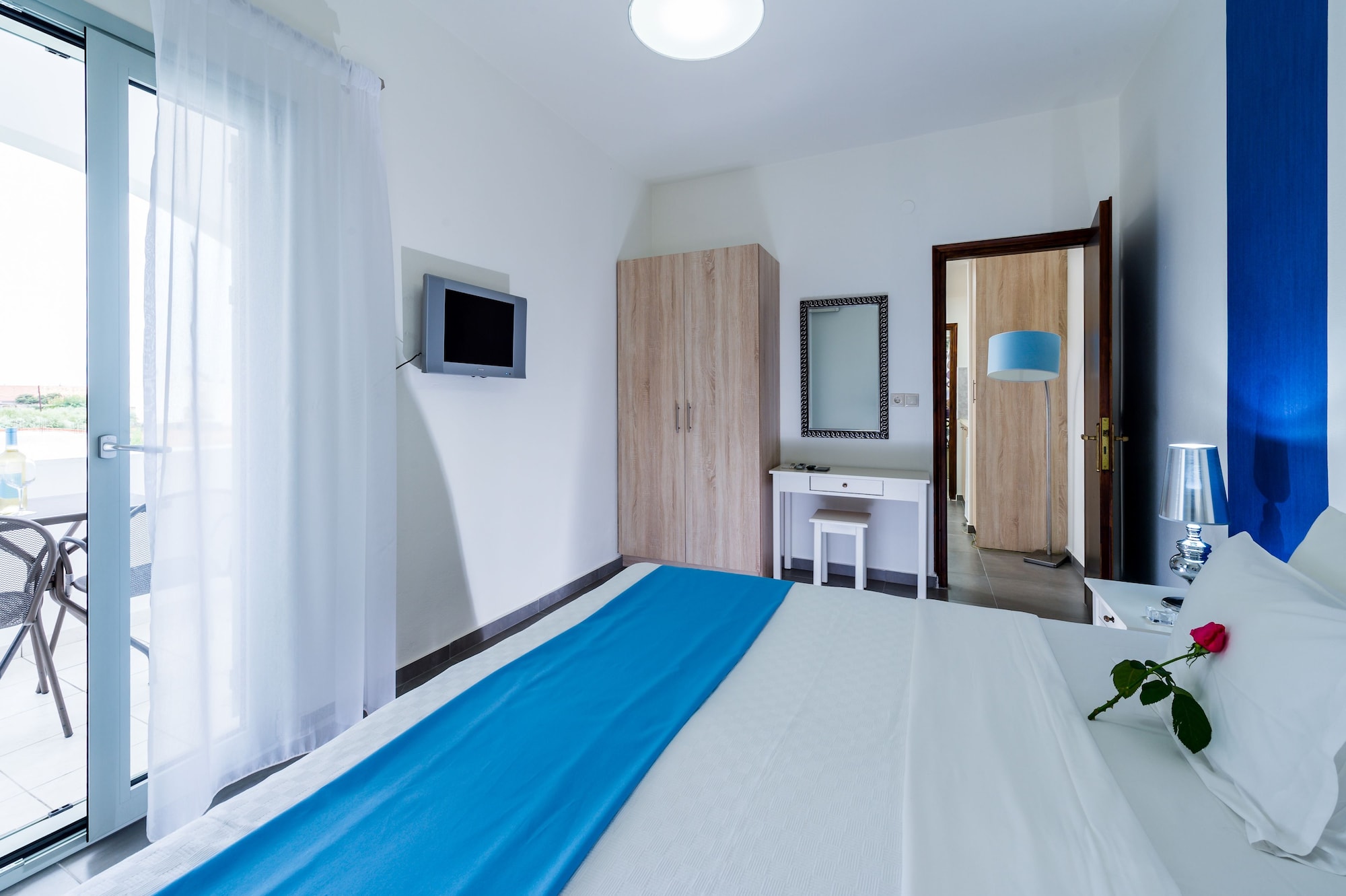 1 BEDROOM, SUPERIOR, APARTMENT