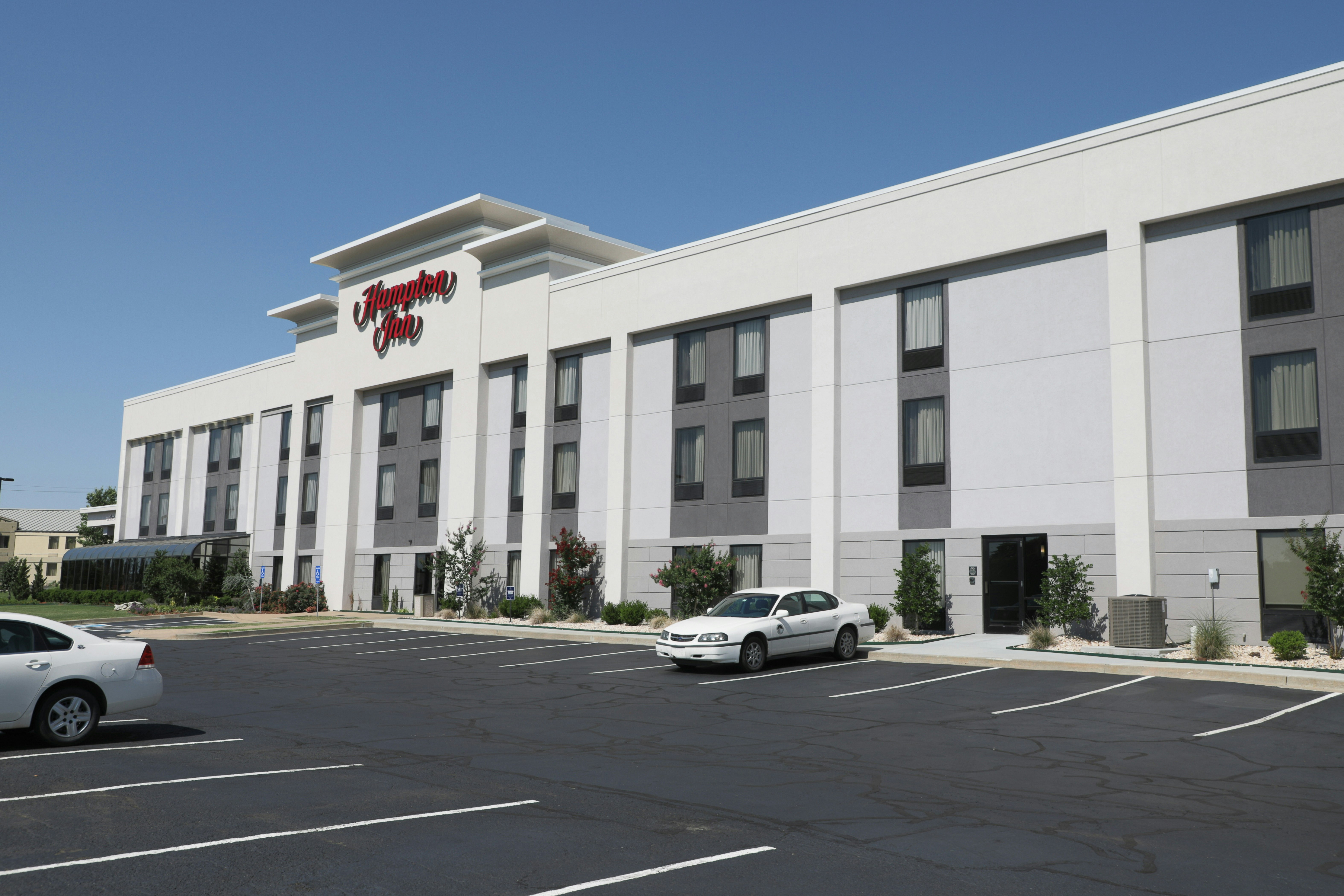 Hampton Inn Muskogee 33/35