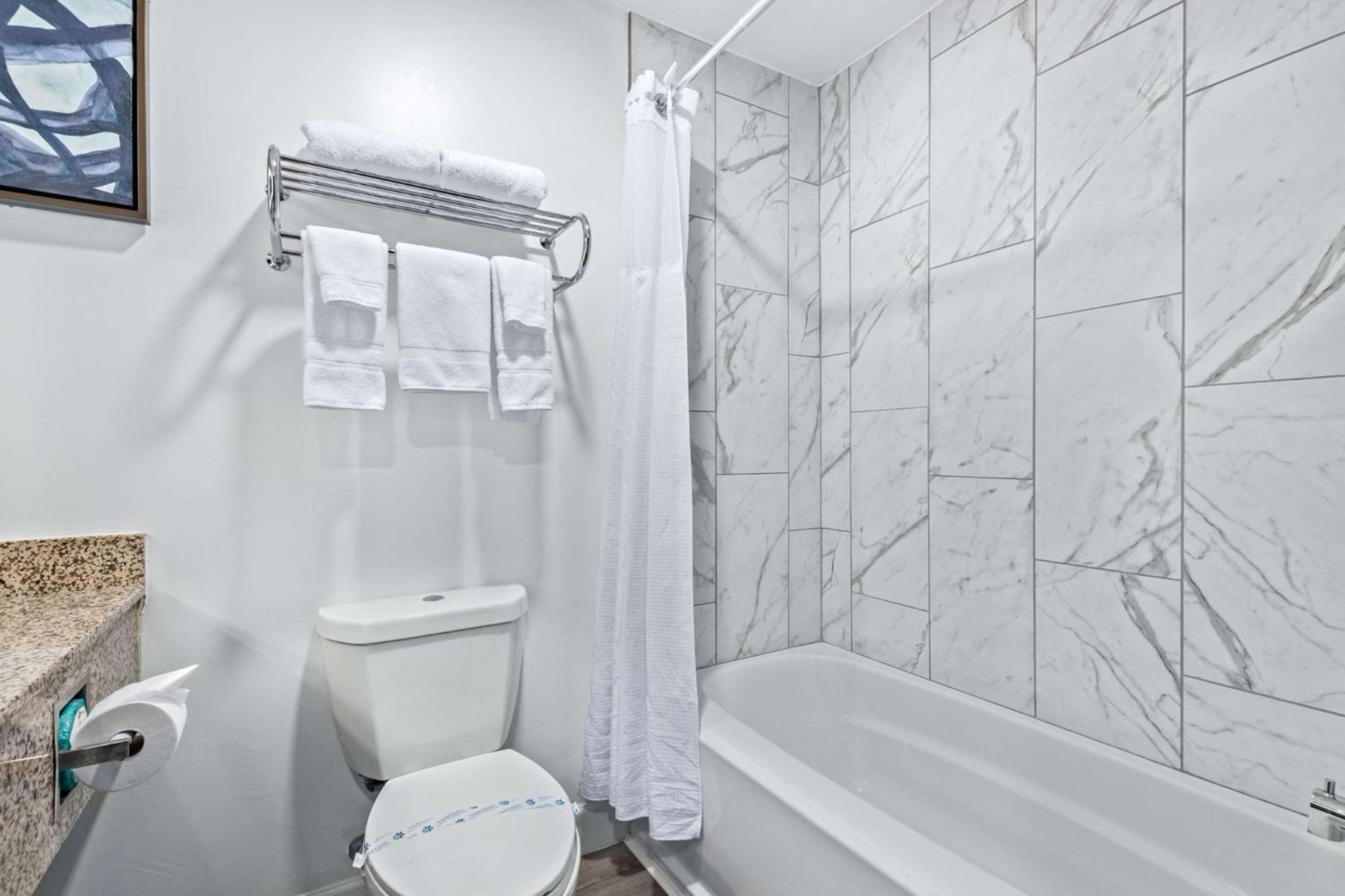 Presidential, Suite, King Bed, Sofa, Fountain Park Hotel, BW Signature Collection 6/7