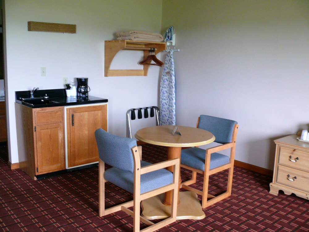 The Woodridge Inn 32/51