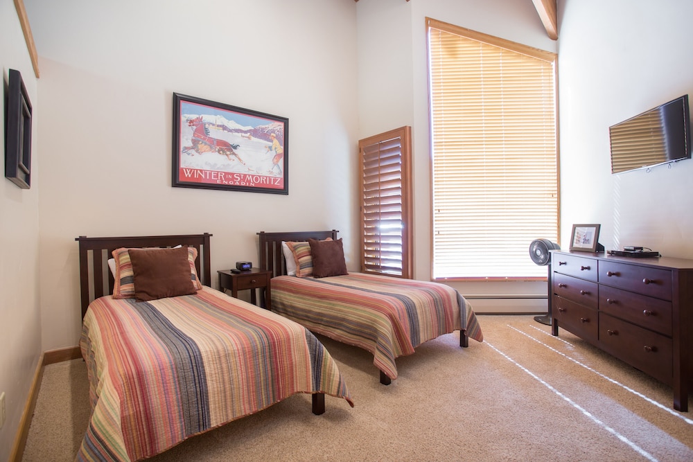 Deer Valley's Signature Collection 28/74