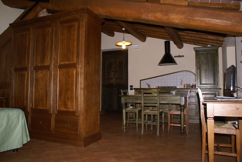 Agriturismo Fonte Chiara 20/35