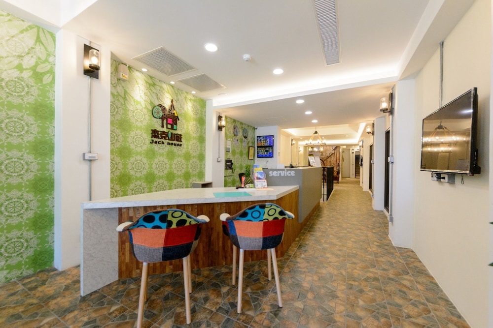 Jack House Hotel 33/36