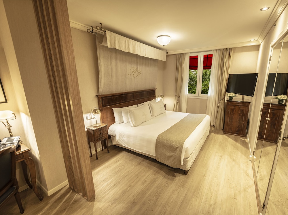 Melia Recoleta Plaza 26/73