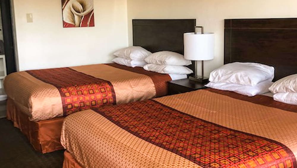 Dunes Motel 13/71