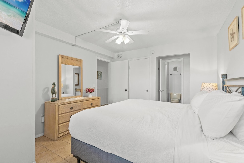 1 BEDROOM, CONDO, OCEAN FRONT, BEACH VIEW