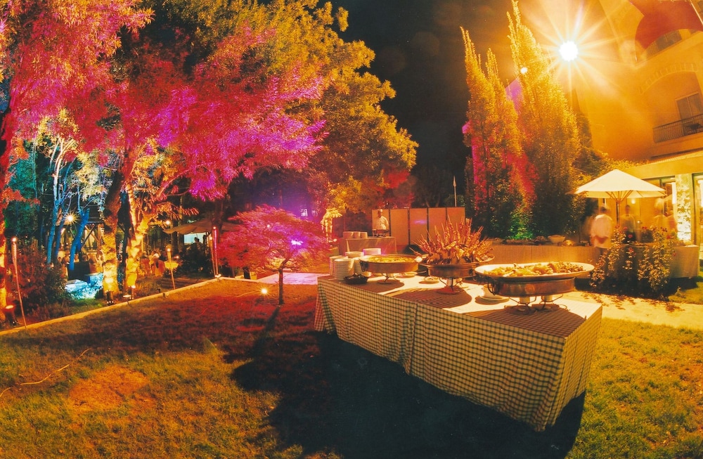 Massabki Hotel 31/38