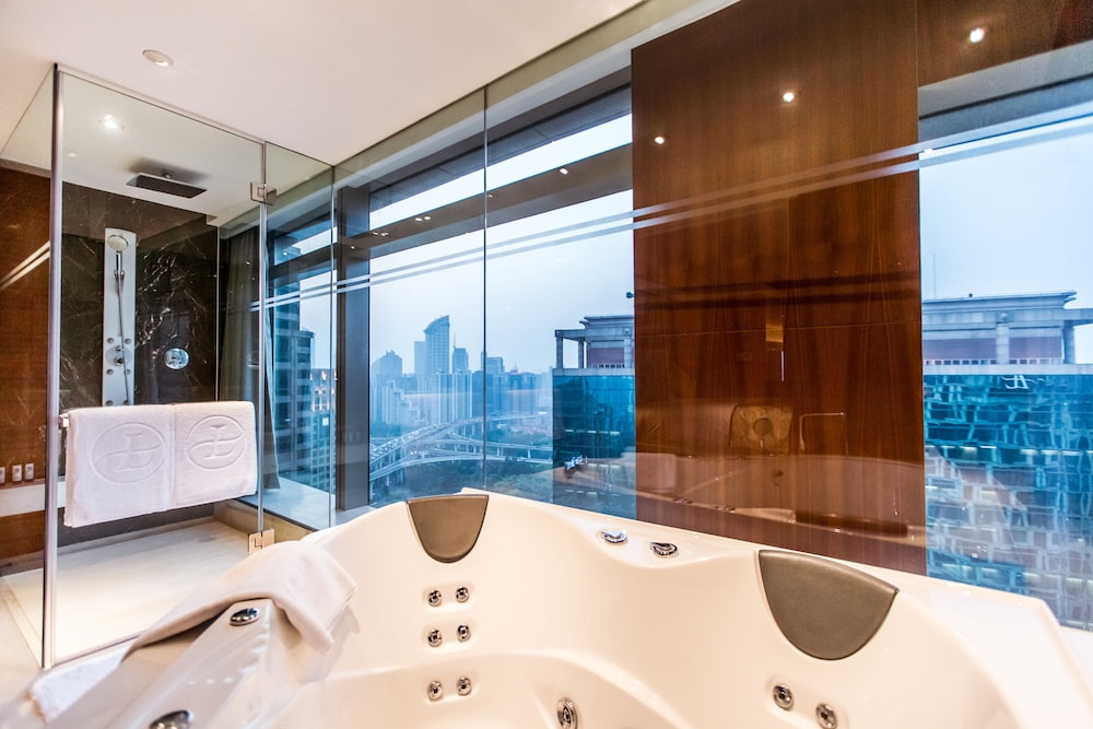 The Langham Shanghai Xintiandi 6/83