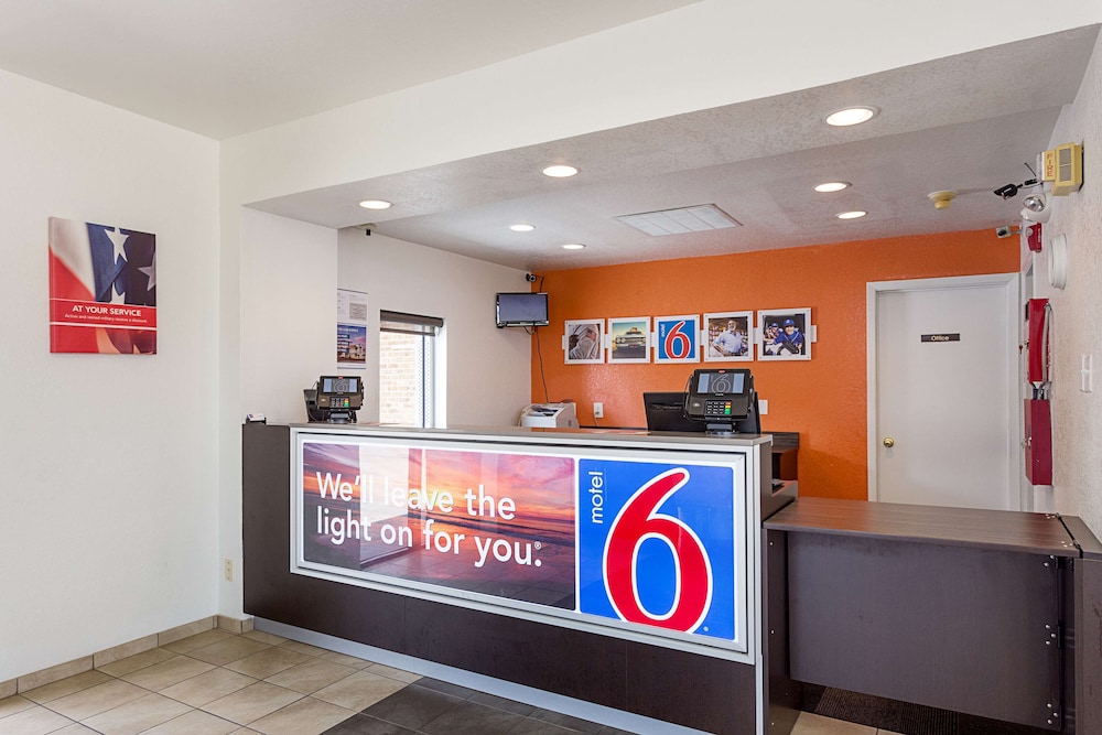 Motel6 Baton Rouge La Southeast 9/49