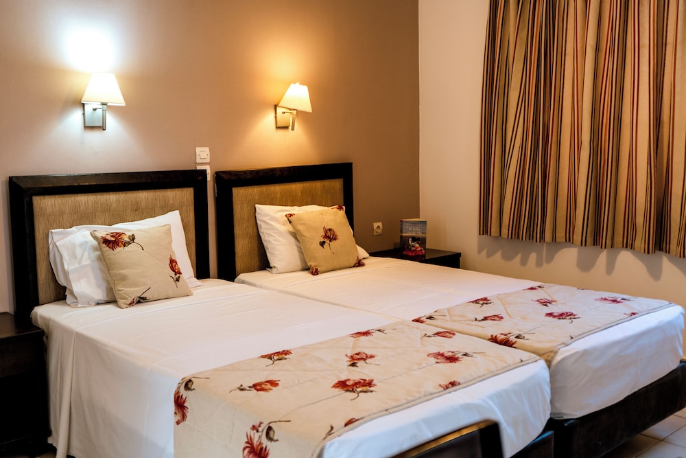 Oscar Hotel 19/49