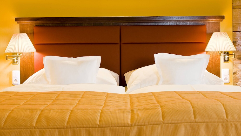 VILA VITA Pannonia 19/50