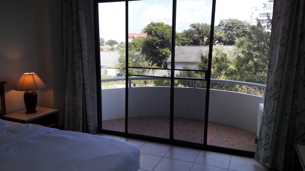 Garden Paradise Hotel & Serviced Apartment 25/45
