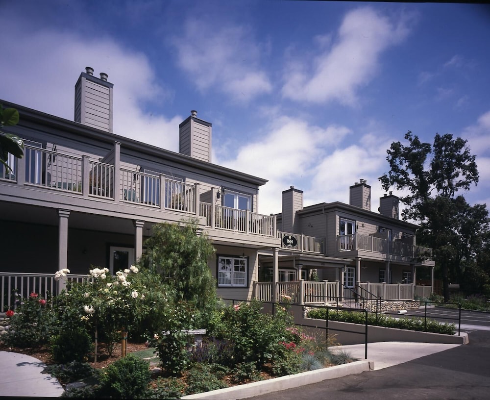 Inn At Sonoma - A Four Sisters Inn 4/62