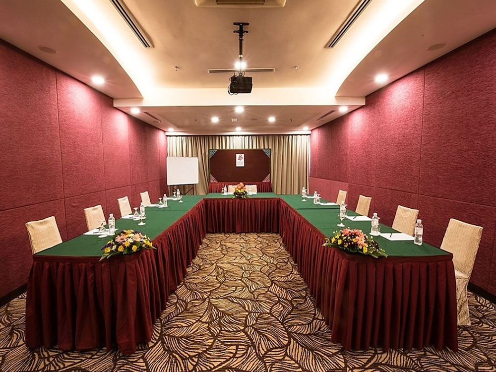 SABAH HOTEL SANDAKAN 60/69