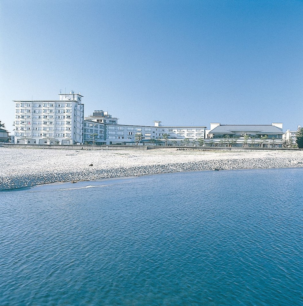 Kaike Grand Hotel Tensui 38/44
