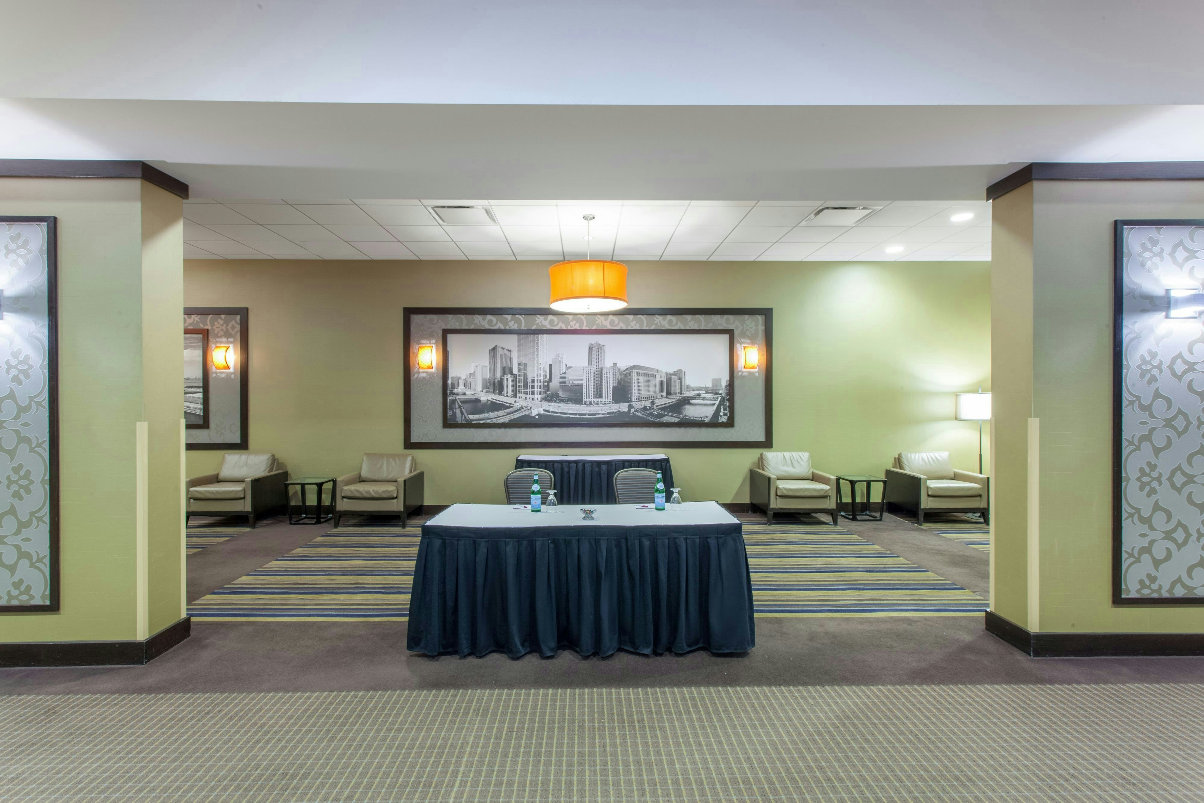 Crowne Plaza Chicago O'Hare Hotel & Conference Center 22/47
