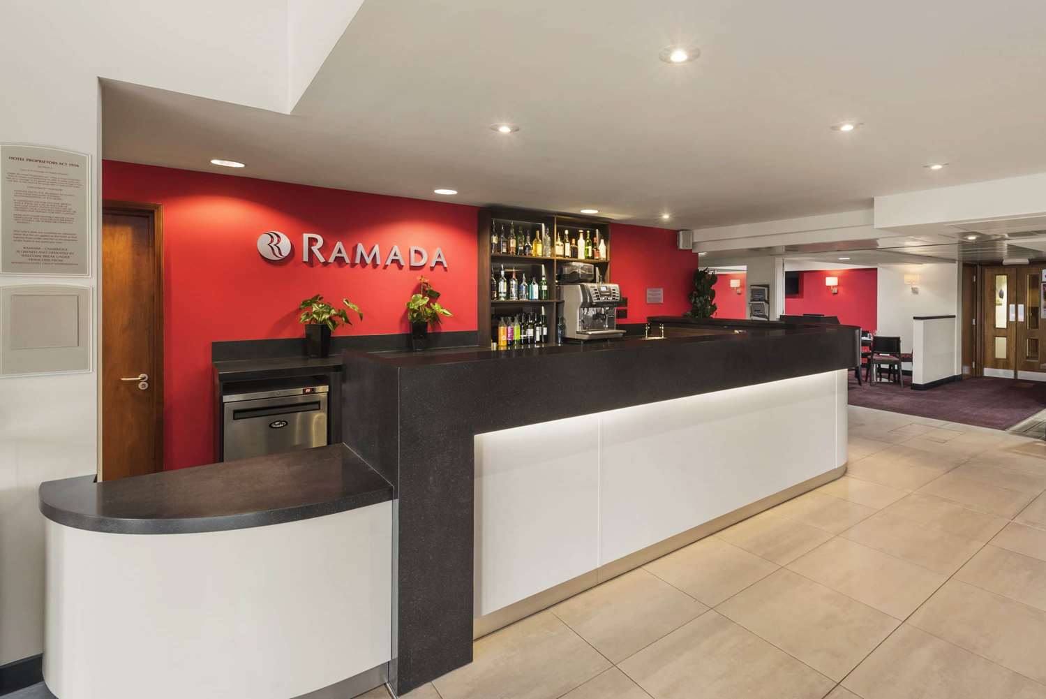 Ramada by Wyndham Cambridge 6/39