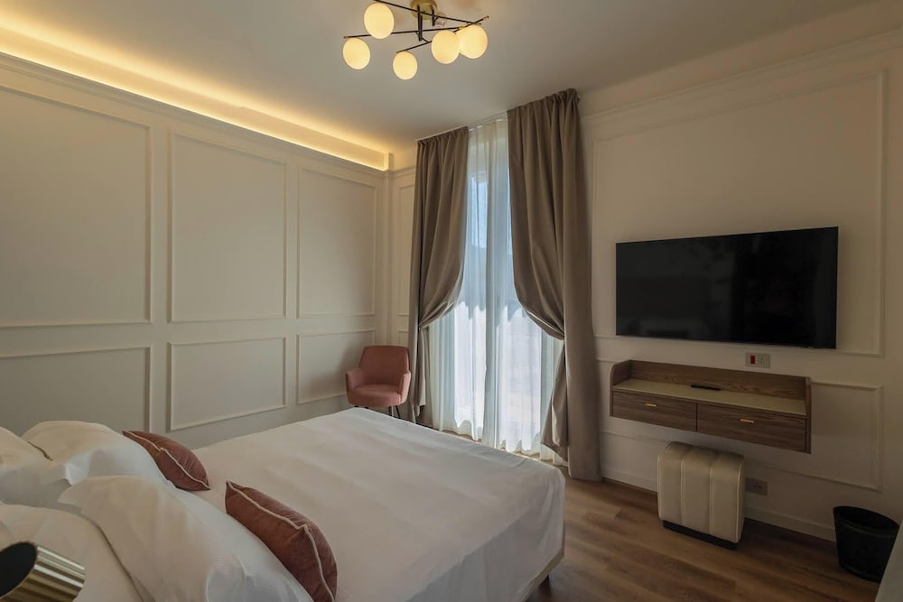 SUPERIOR, DOUBLE BED, BALCONY