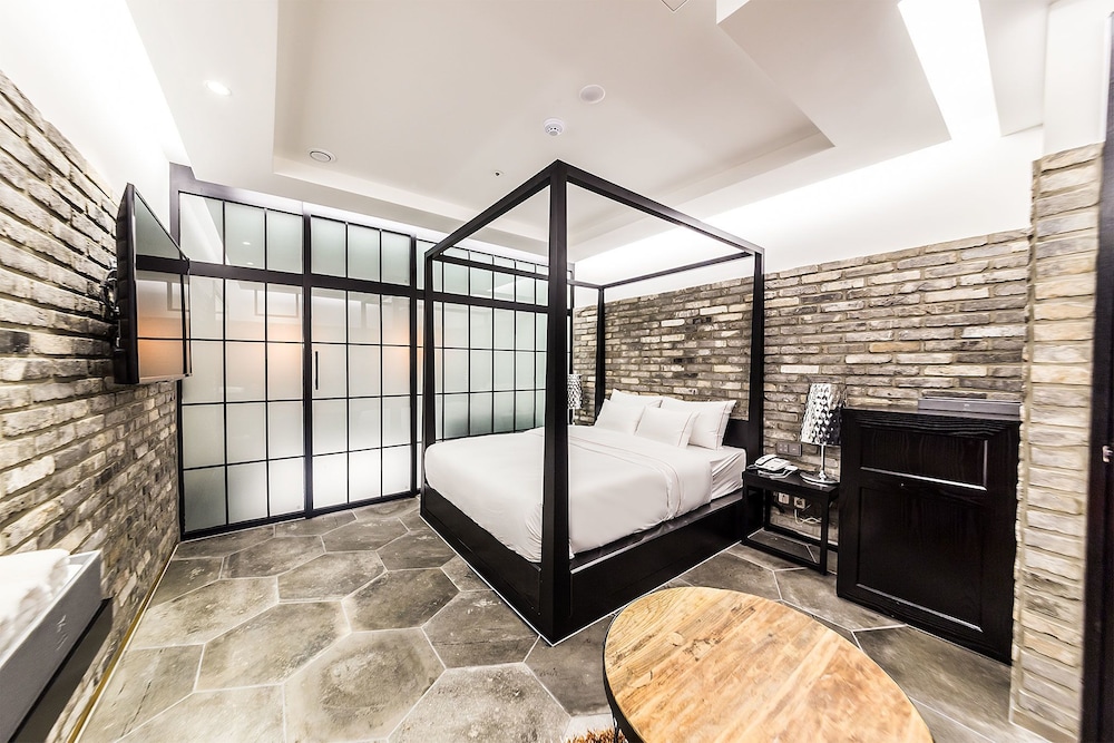 Forestar Hotel 2 17/38