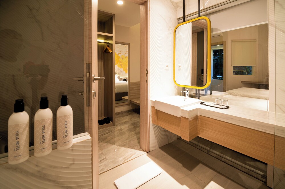 Yulia Hotel Managed by HIG 45/48