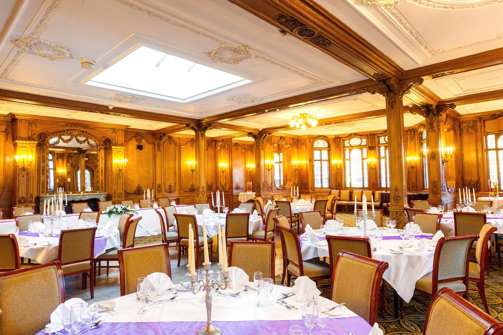 Classic Lodges the White Swan 43/48