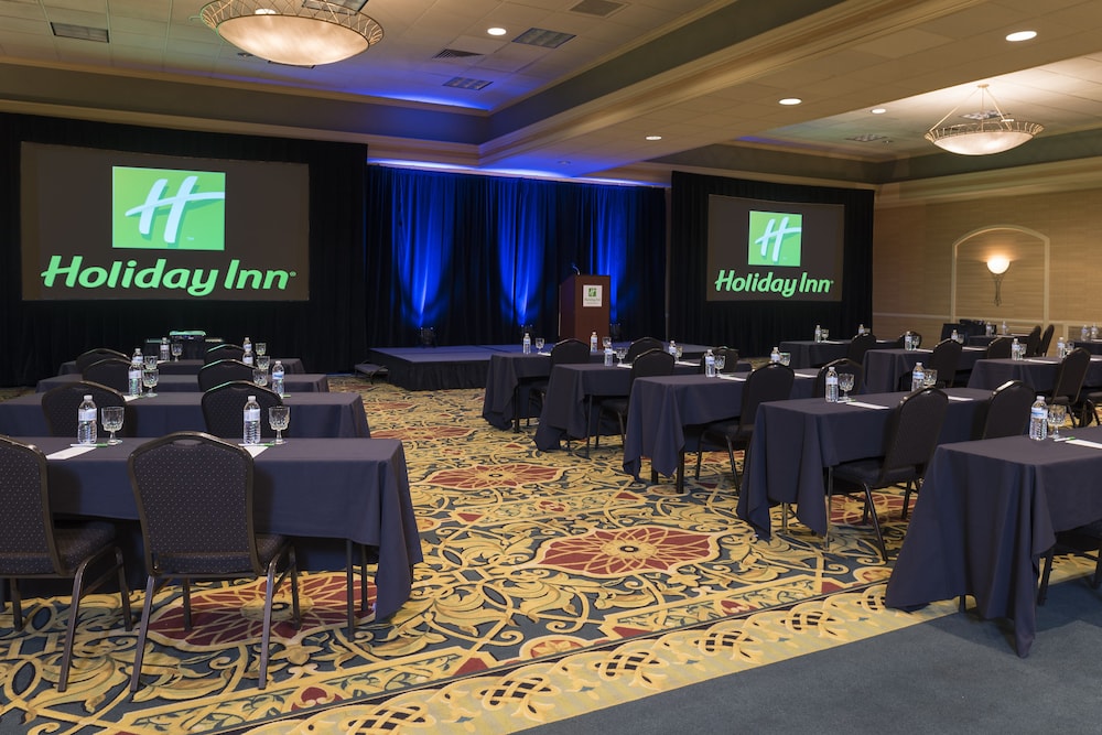 Holiday Inn Cleveland-S Independence 45/58